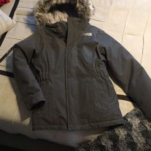 North face Girls size medium (10-12) winter jacket